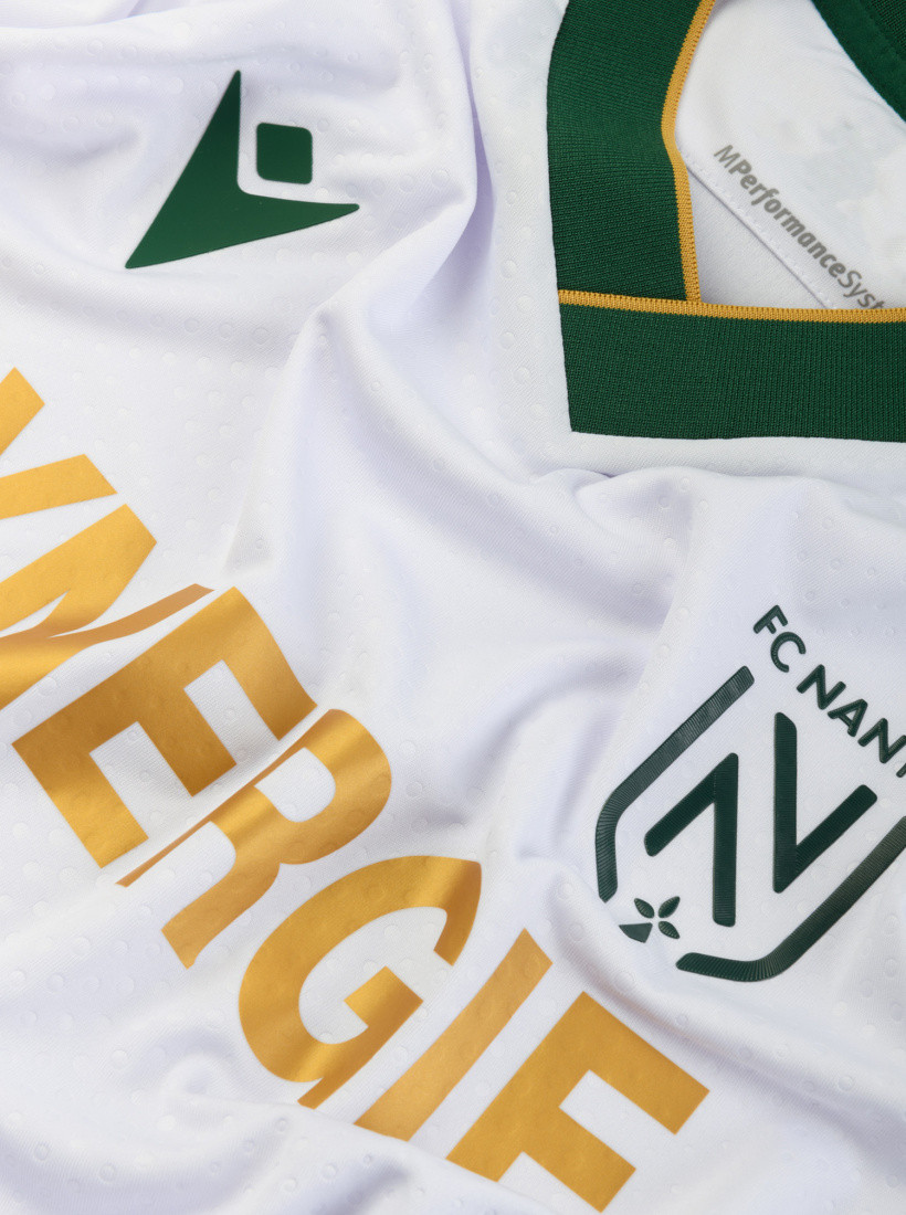 FC Nantes 2021-22 Away Kit