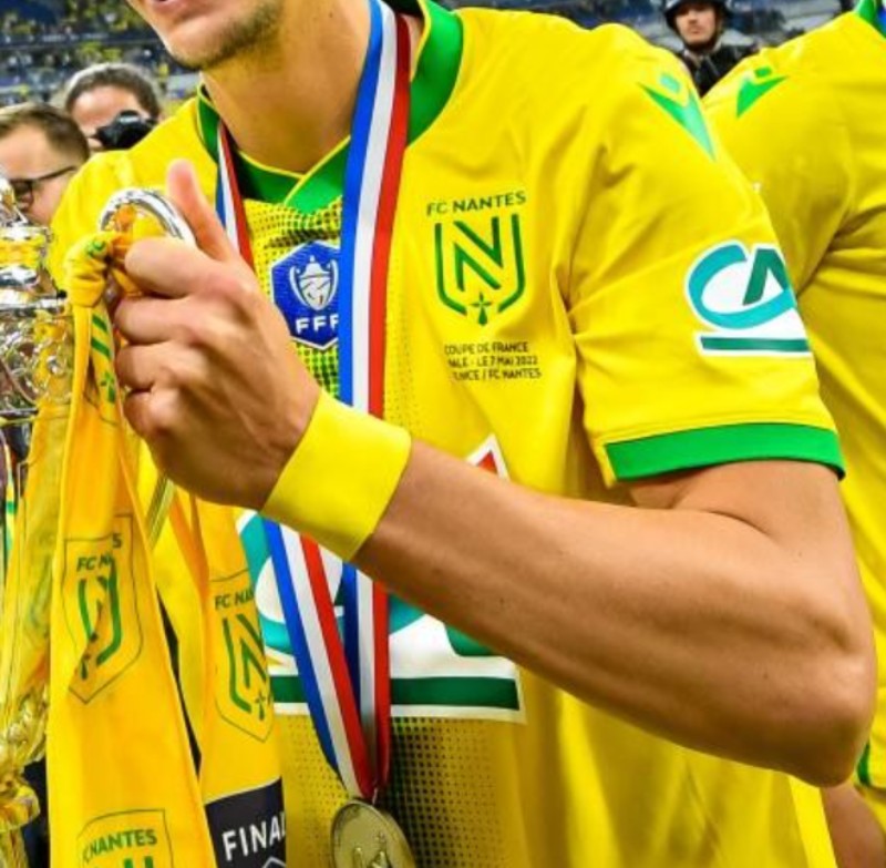 FC Nantes 2021-22 Coupe de France Final Kit