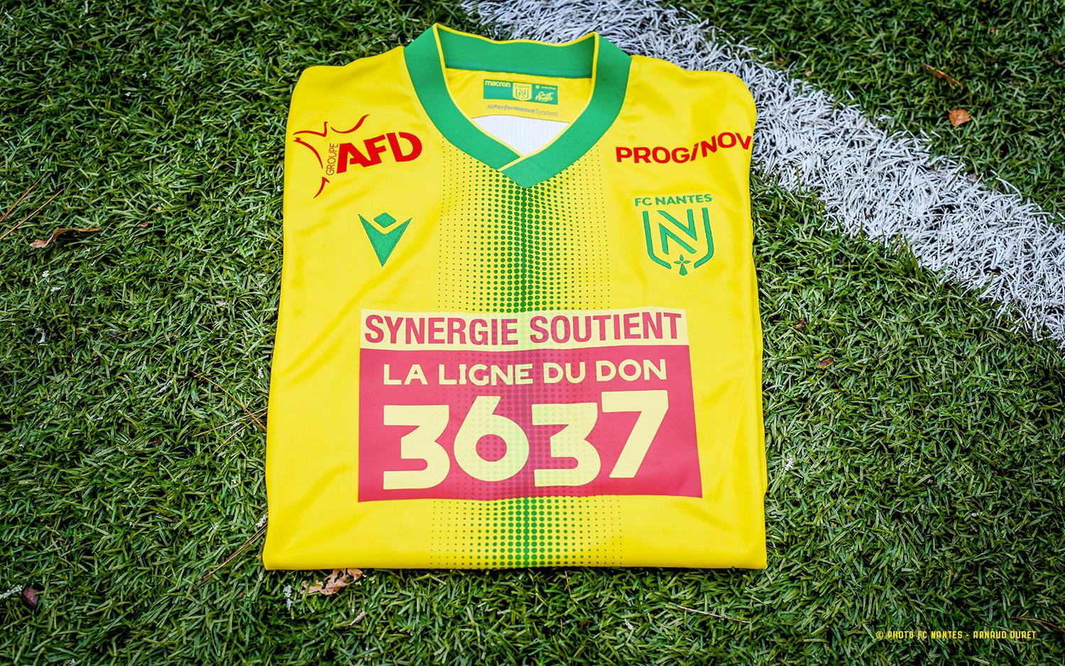 FC Nantes 2021-22 Home V2 Kit