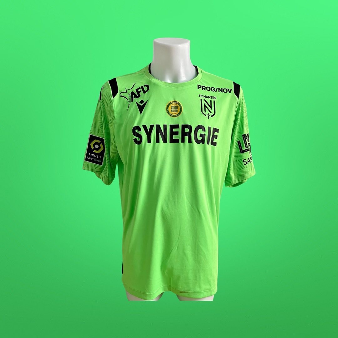FC Nantes 2021-22 GK 2 Kit