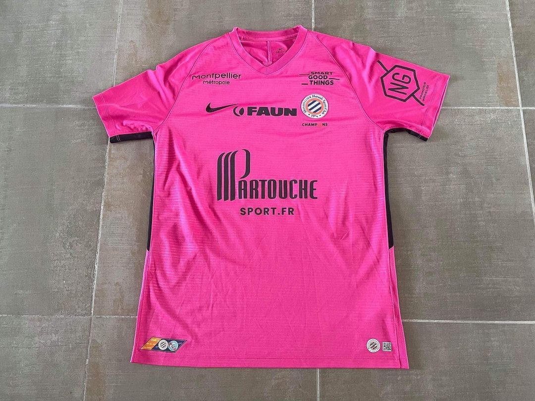 Montpellier HSC 2021-22 Pink October Kit