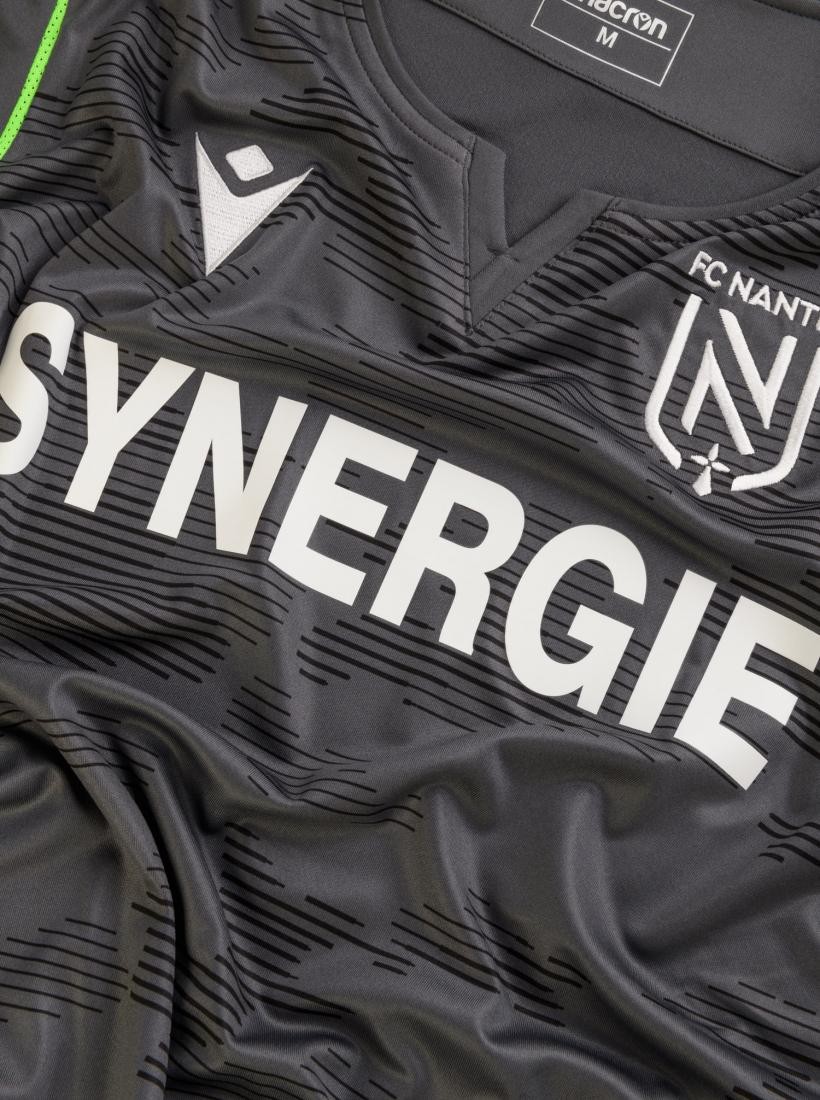 FC Nantes 2020-21 GK 1 Kit