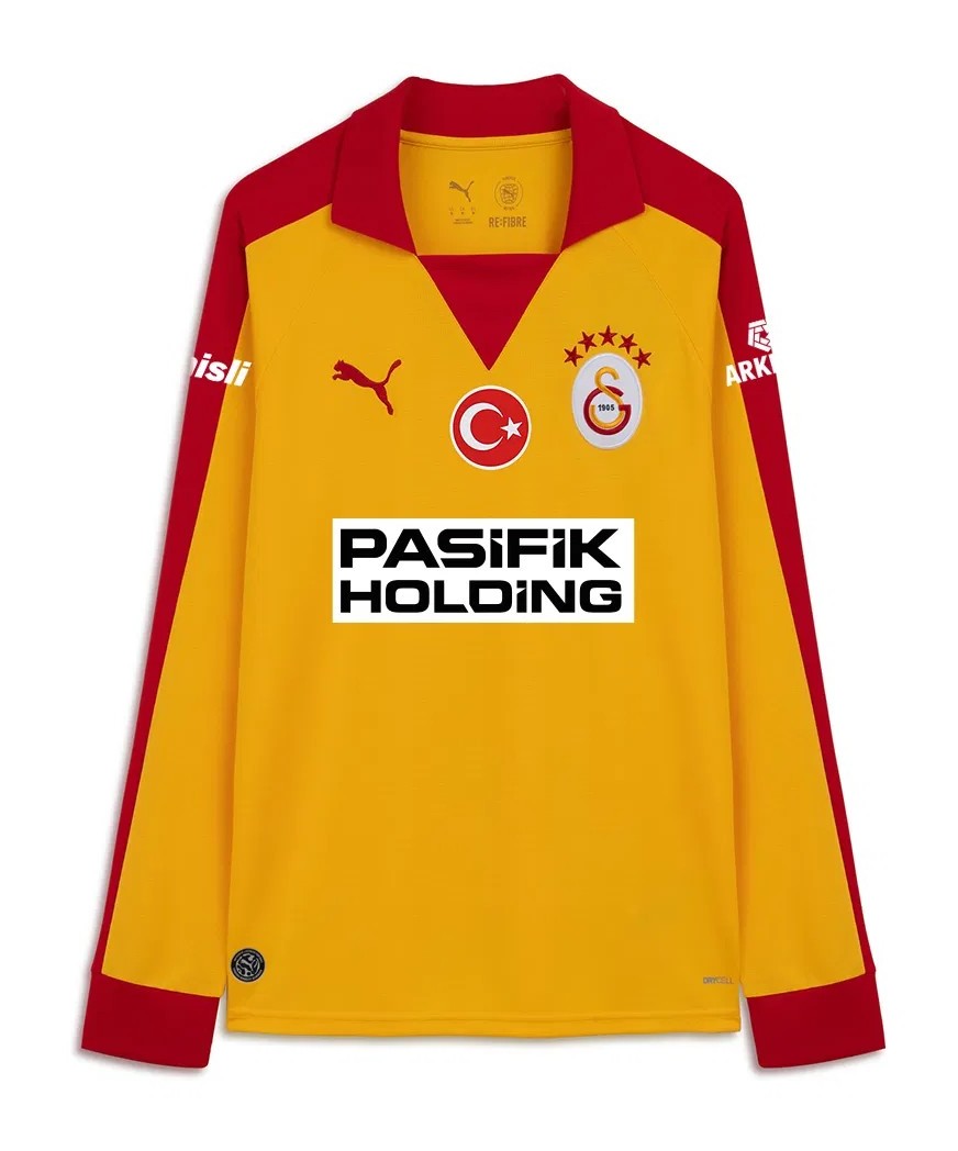Galatasaray 2025-26 Retro Kit
