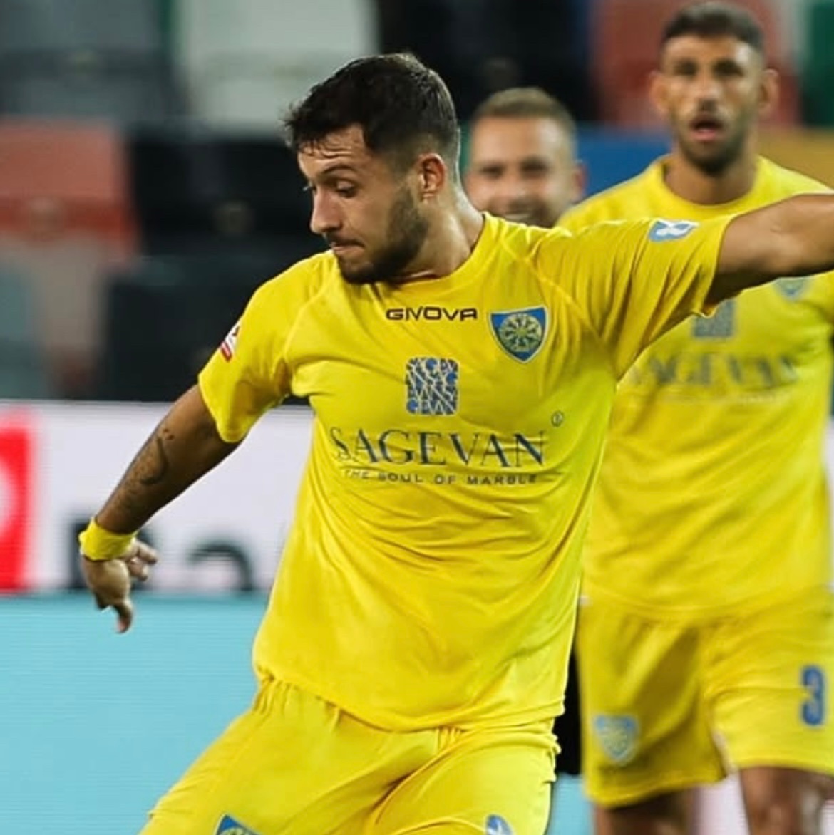 Carrarese Calcio 2025-26 Third Kit