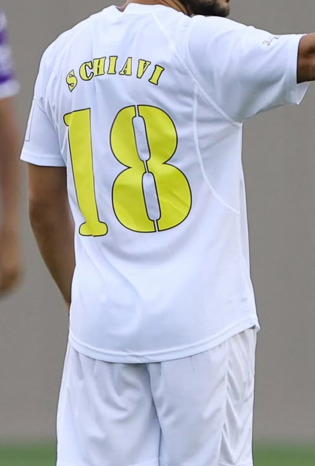 Carrarese Calcio 2025-26 Special Kit