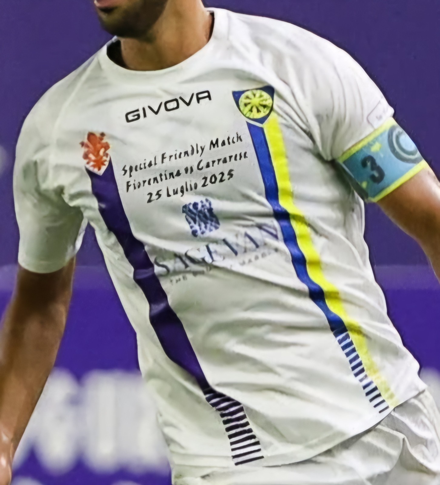 Carrarese Calcio 2025-26 Special Kit