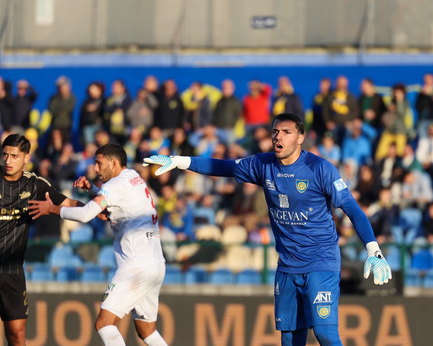 Carrarese Calcio 2025-26 GK 2 Kit