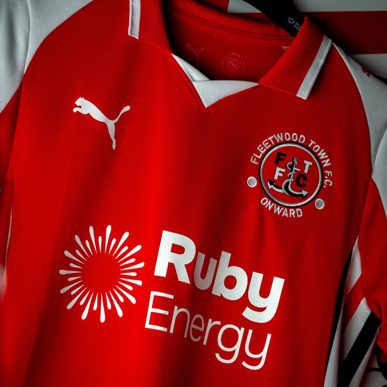 Fleetwood Town 2025-26 Home Kit