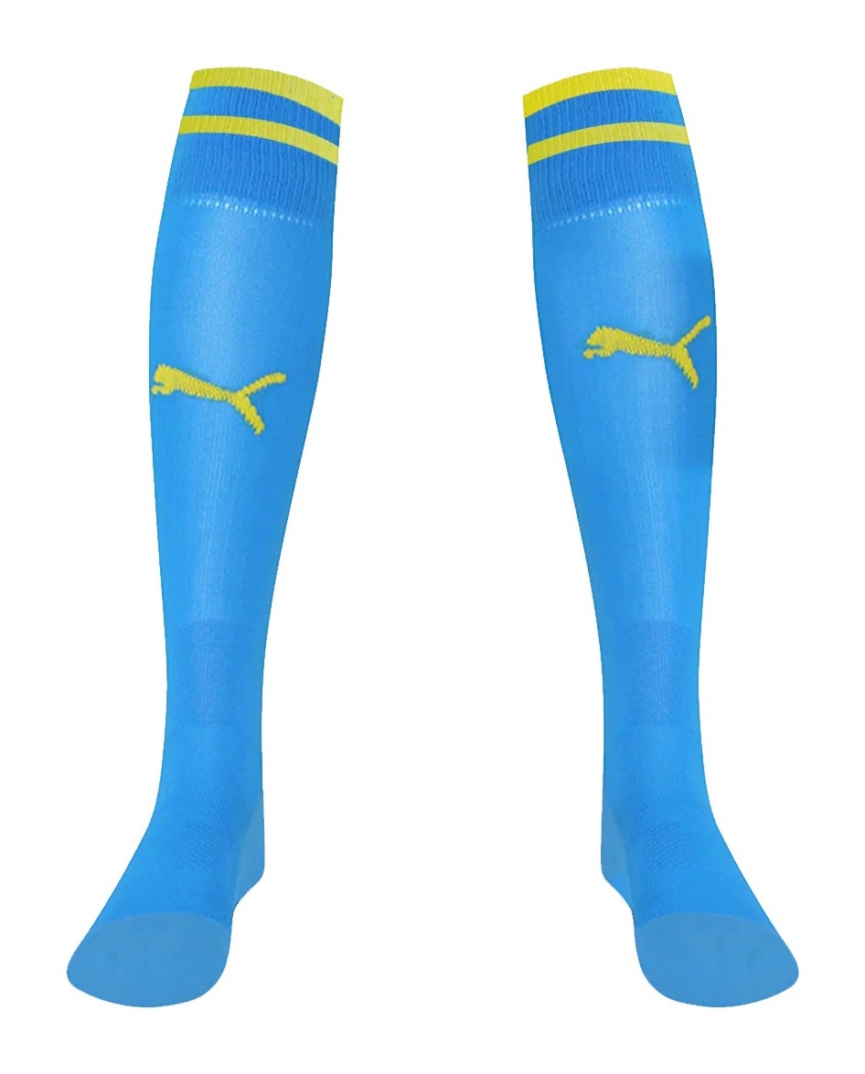 Fleetwood Town 2025-26 Away Kit