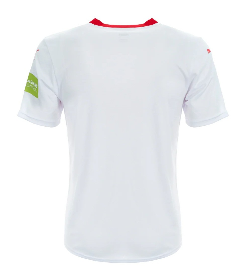 Fleetwood Town 2025-26 Third Kit