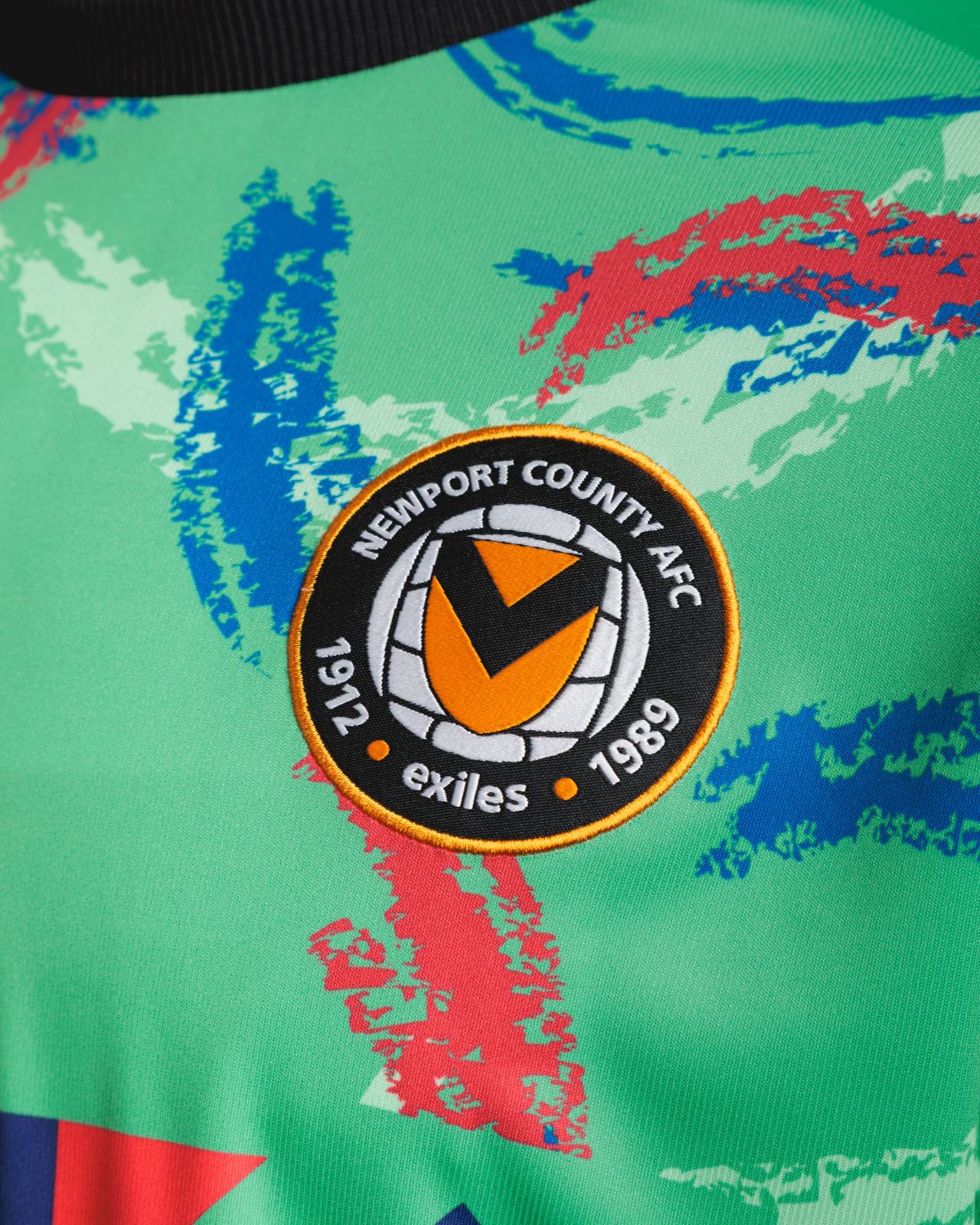 Newport County AFC 2025-26 GK Away Kit