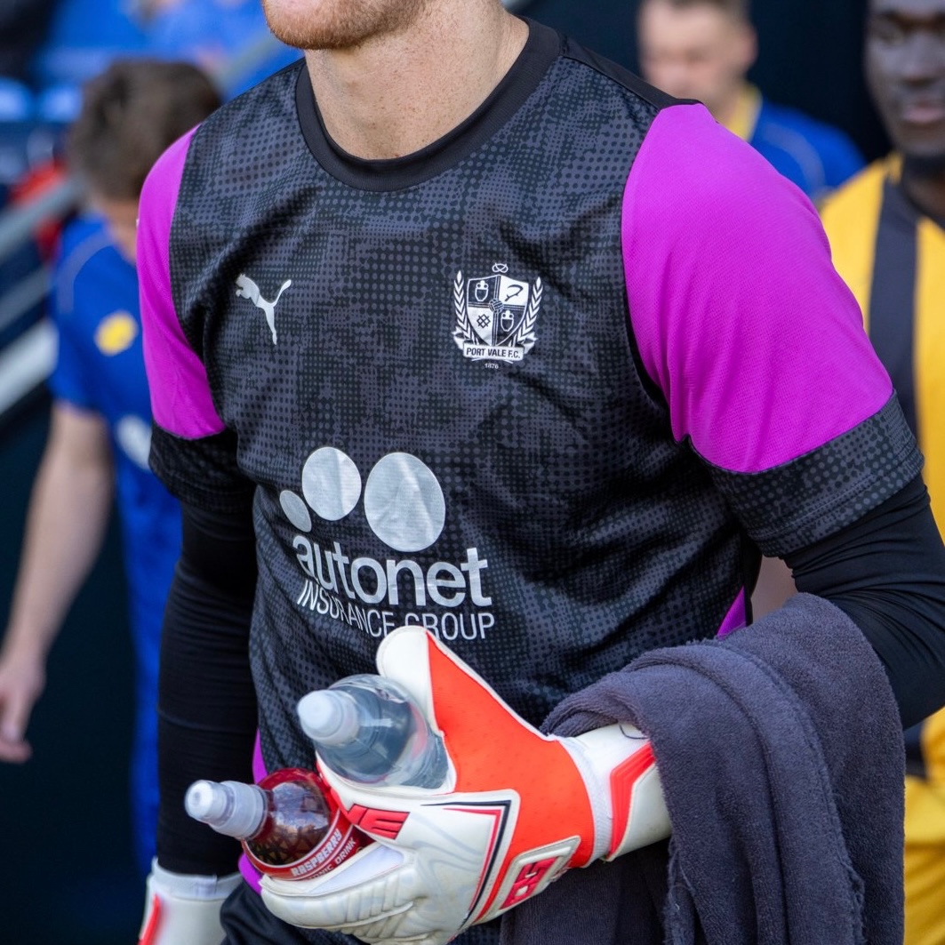 Port Vale 2025-26 GK Special Kit