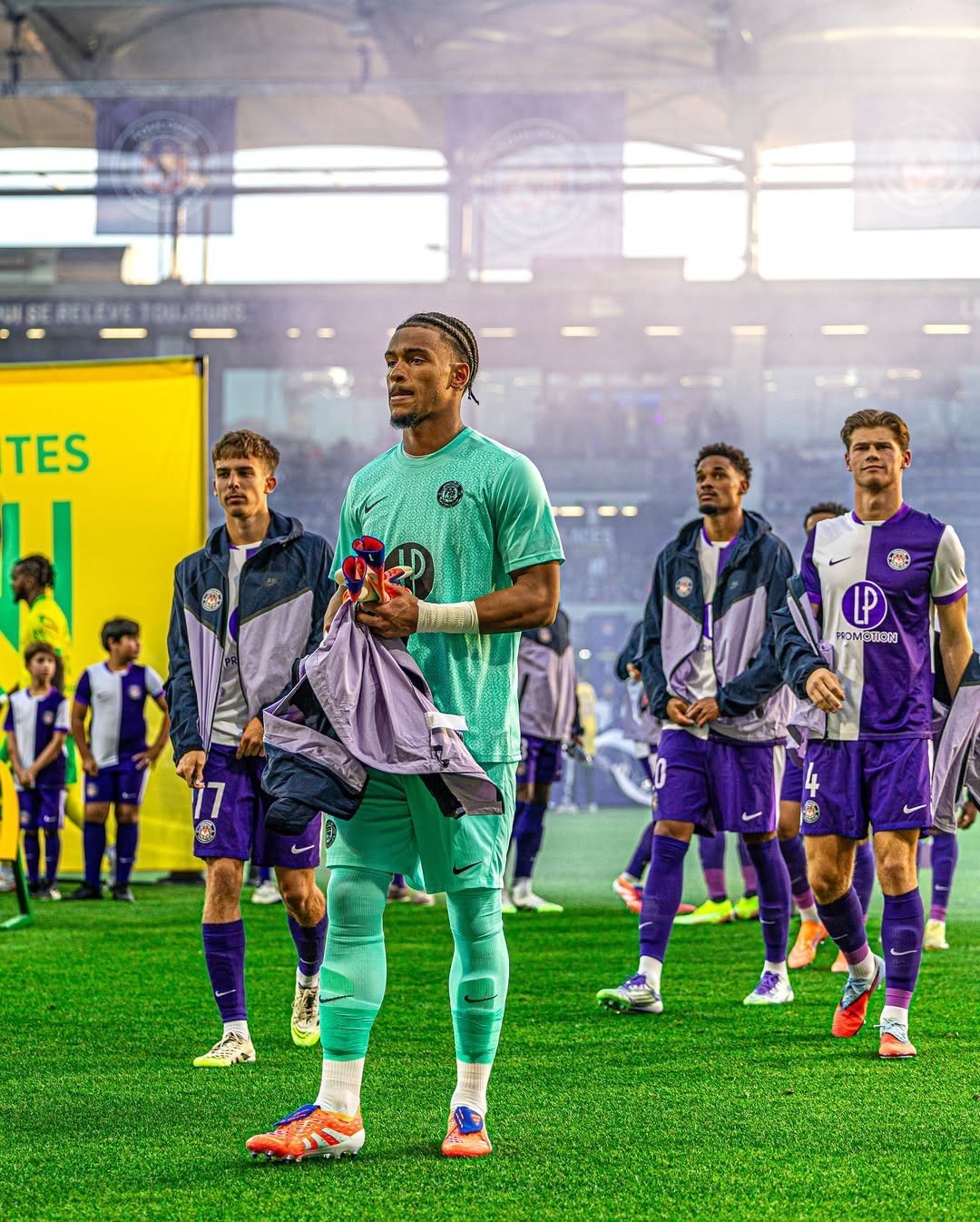 Toulouse FC 2025-26 GK 2 Kit