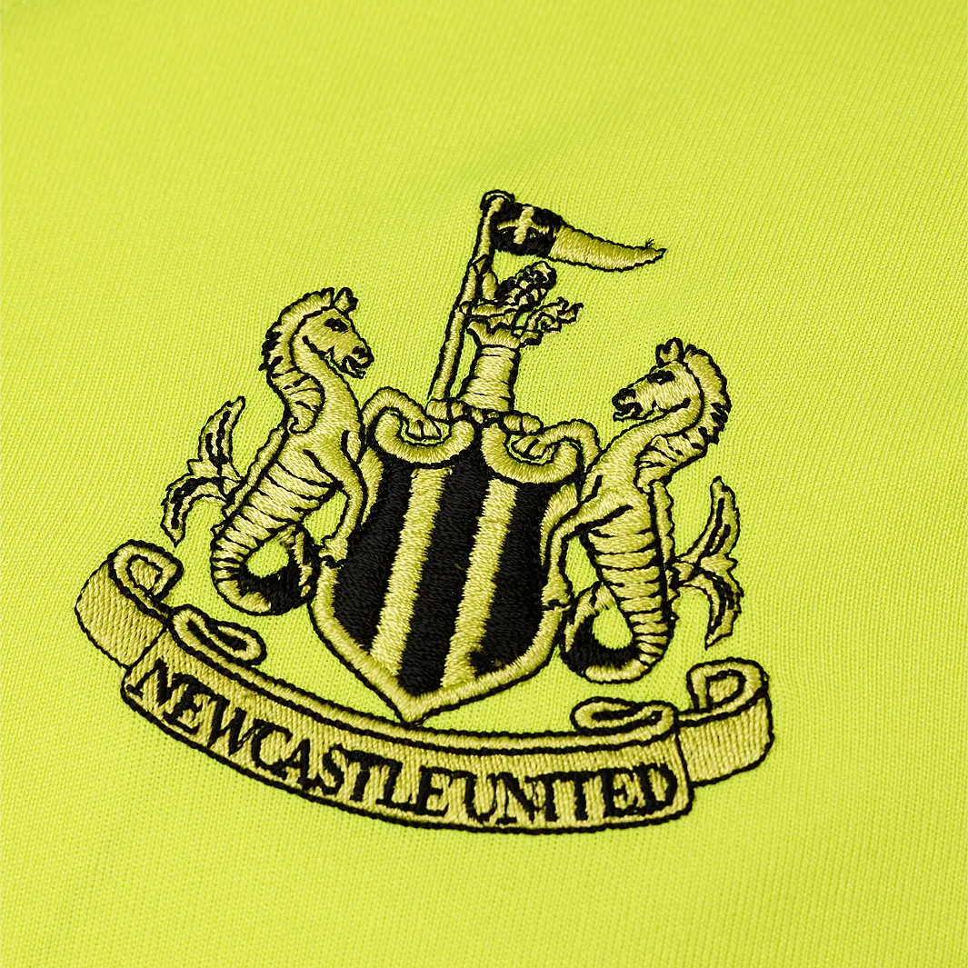 Newcastle United 2023-24 GK Home Kit
