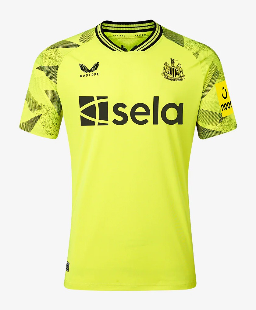 Newcastle United 2023-24 GK Home Kit