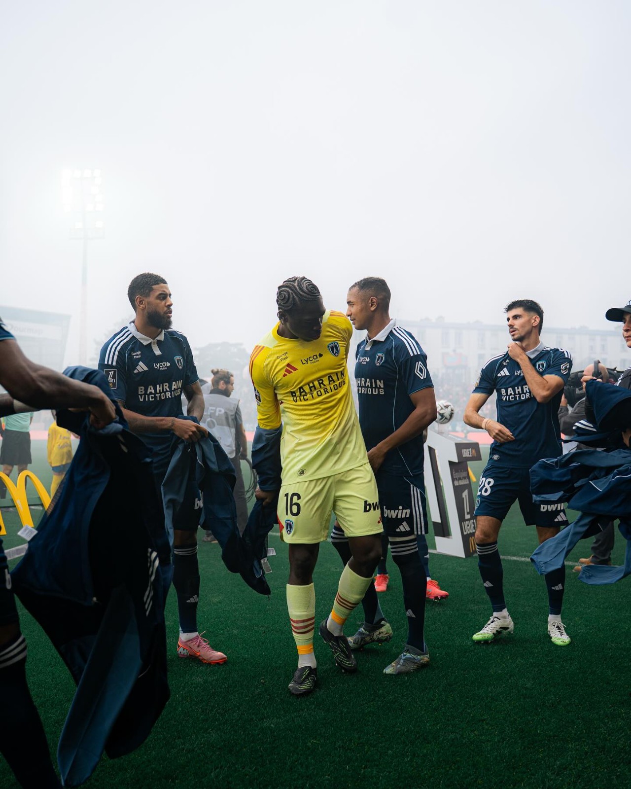 Paris FC 2025-26 GK 2 Kit