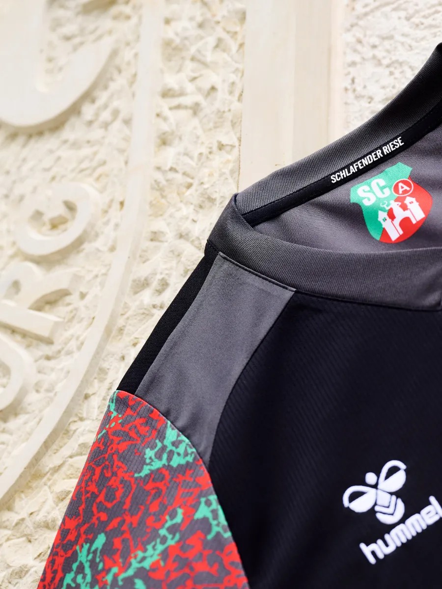 1. FC Magdeburg 2025-26 Third Kit