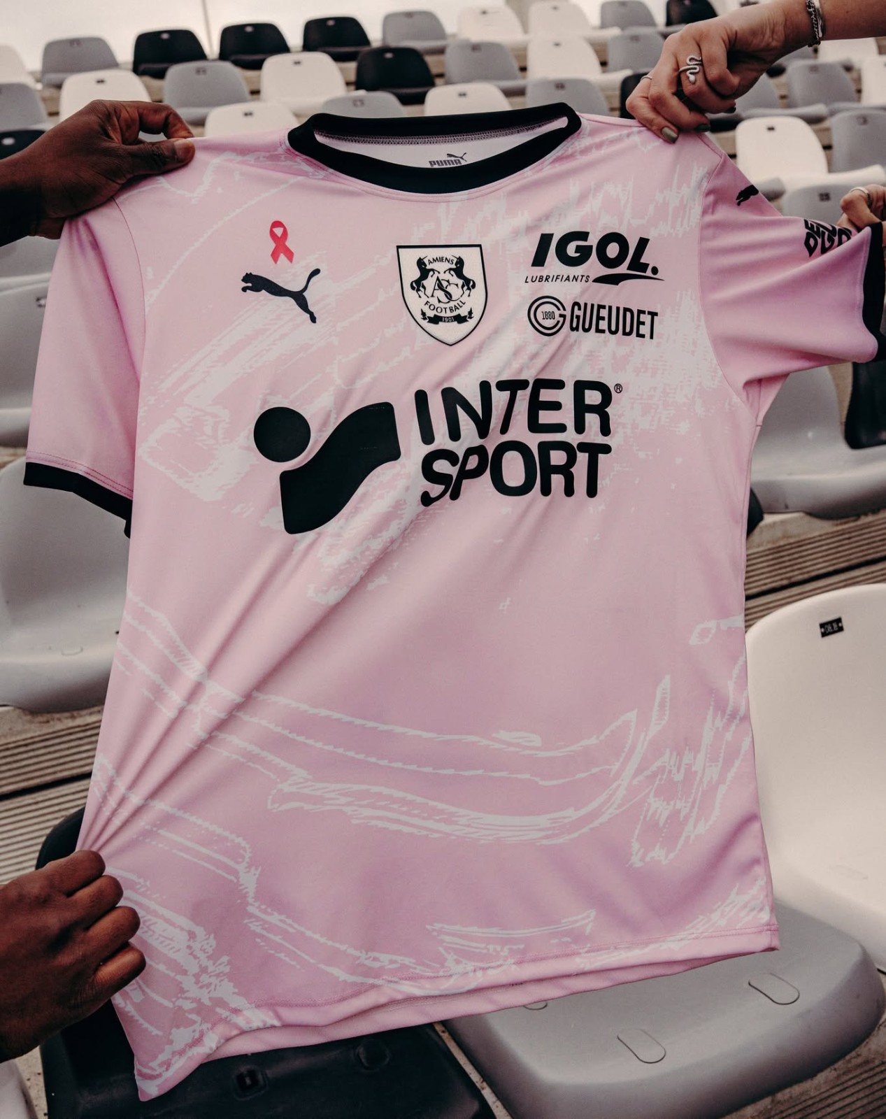 Amiens SC 2025-26 Pink October Kit