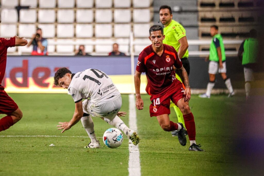 Cultural Leonesa 2025-26 Third Kit