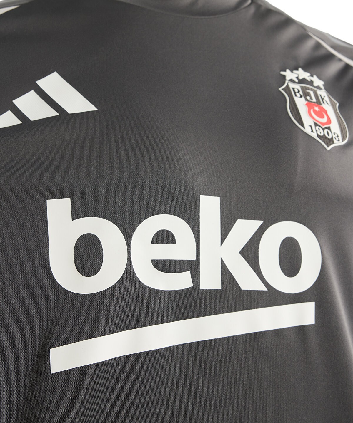 Beşiktaş 2025-26 Fourth Kit