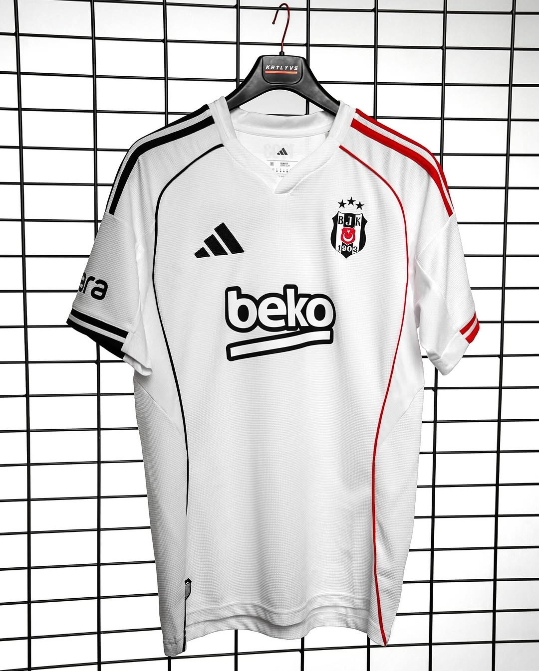 Beşiktaş 2025-26 Home V2 Kit