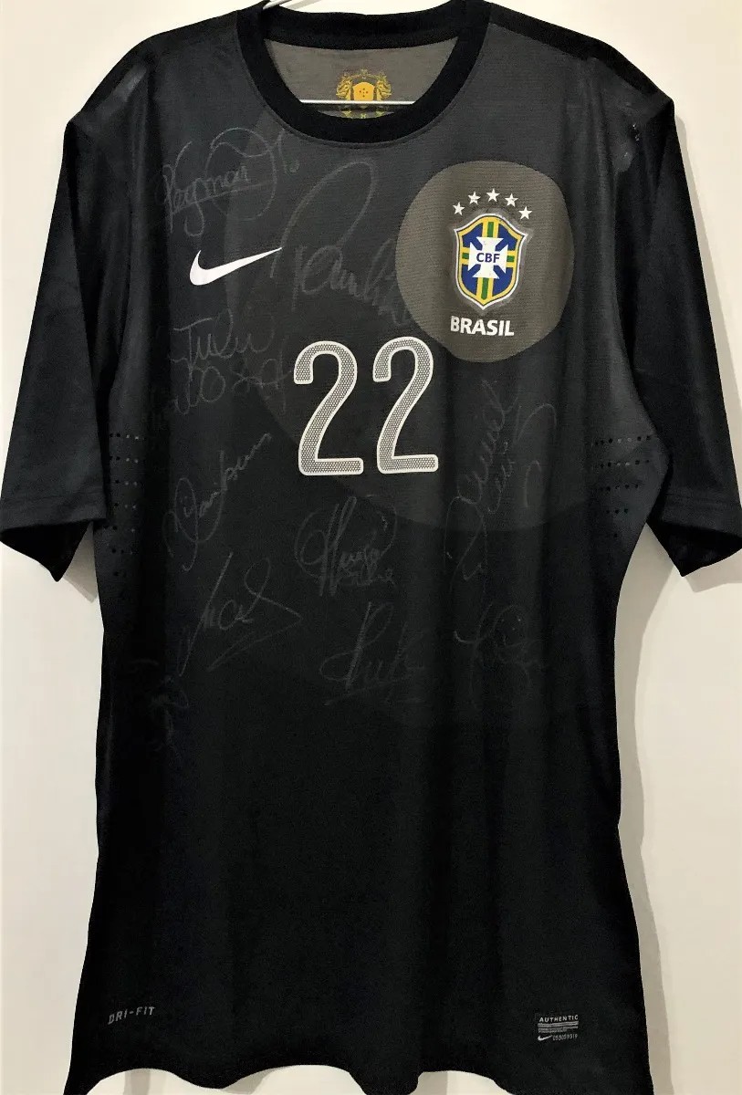 Brazil 2012 GK 2 Kit