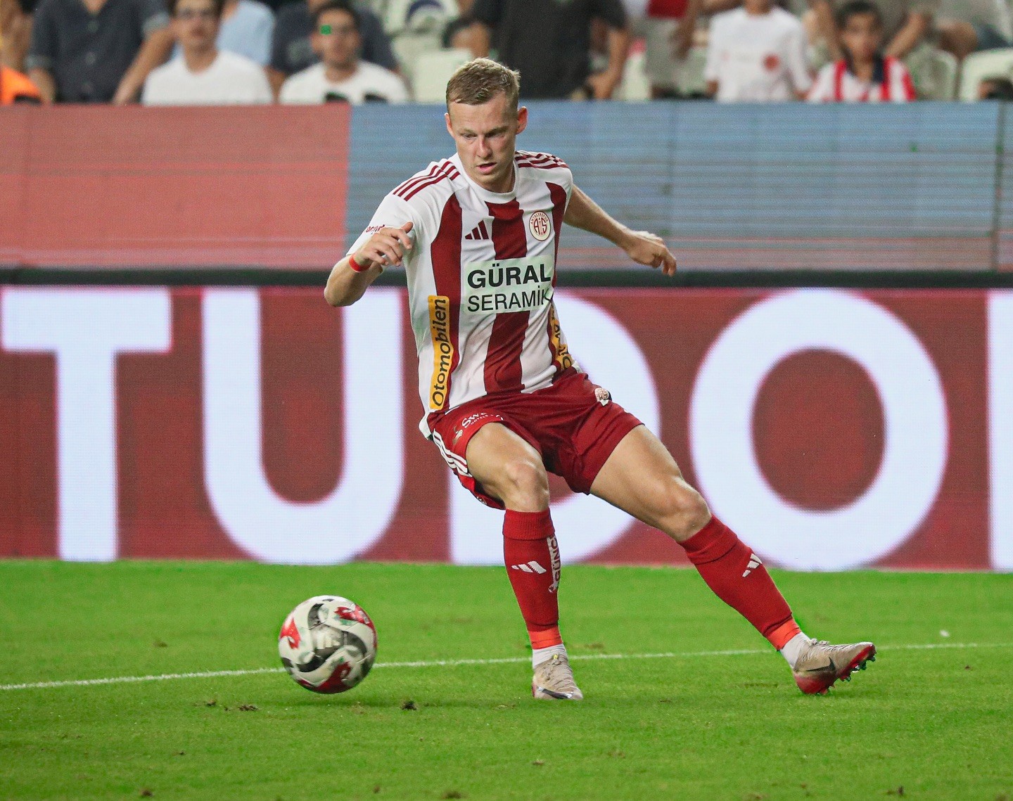 Antalyaspor 2025-26 Home V2 Kit