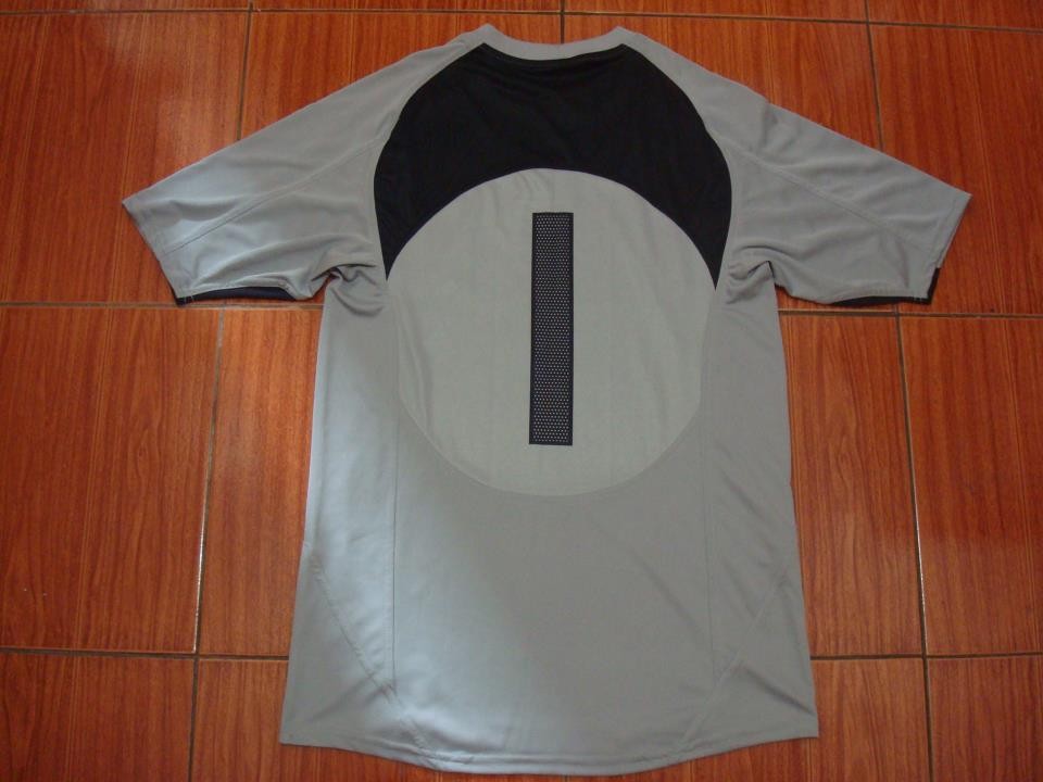 Brazil 2004 GK 1 Kit