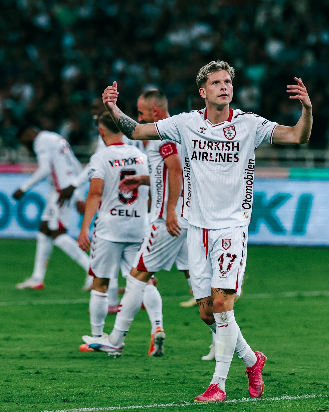 Samsunspor 2025-26 Conference League Away Kit