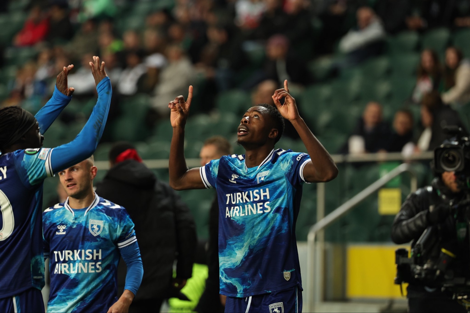 Samsunspor 2025-26 Conference League Third Kit