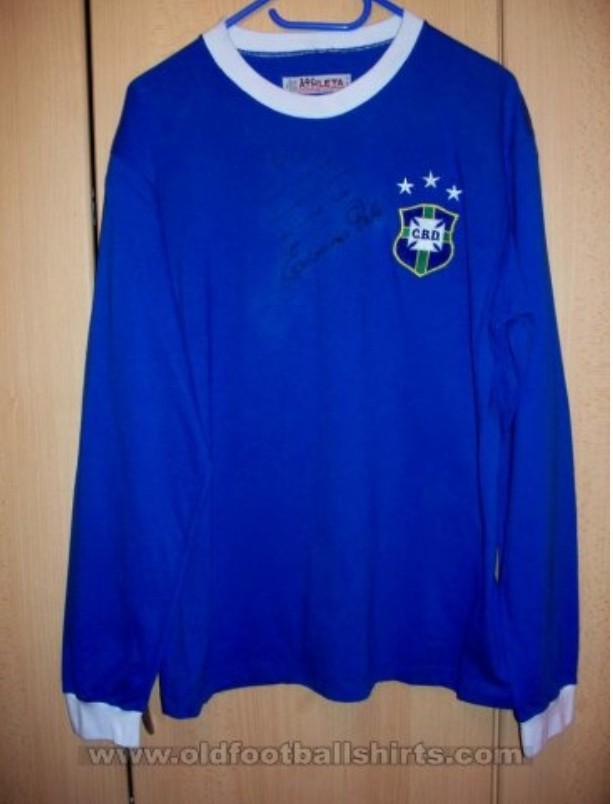 Brazil 1971 Away Kit