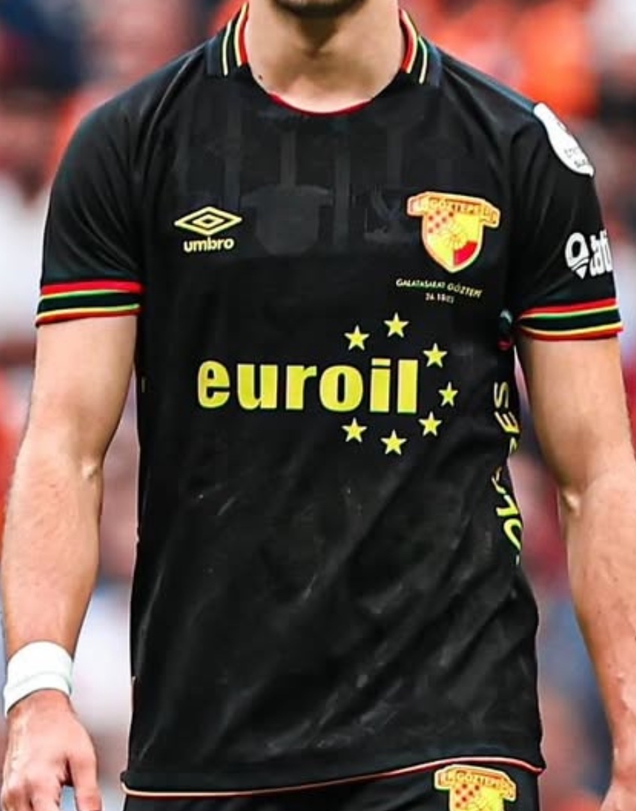 Göztepe 2025-26 Third Kit
