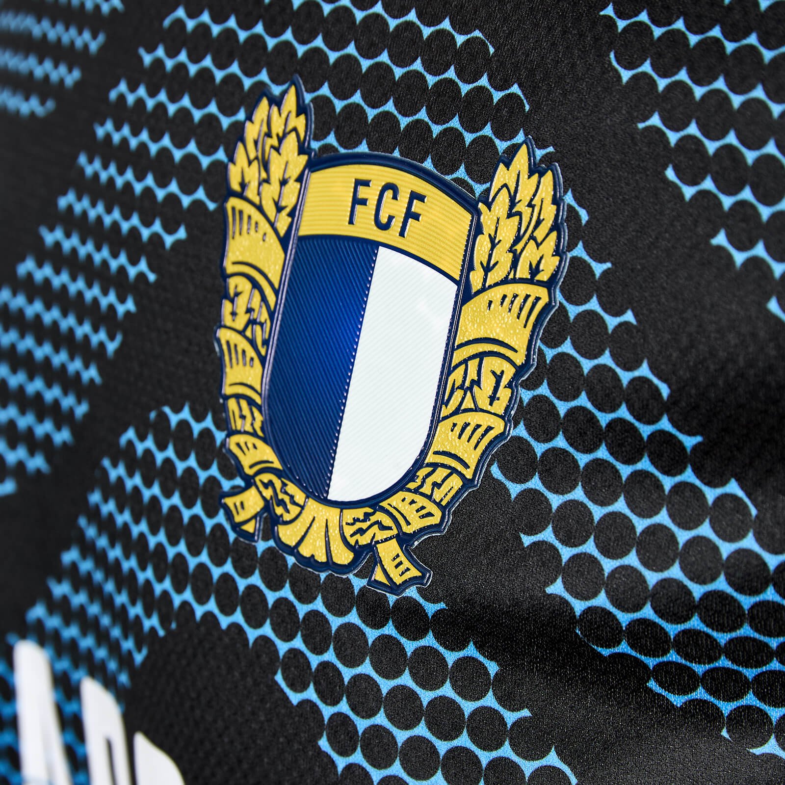 Famalicão 2025-26 GK 1 Kit