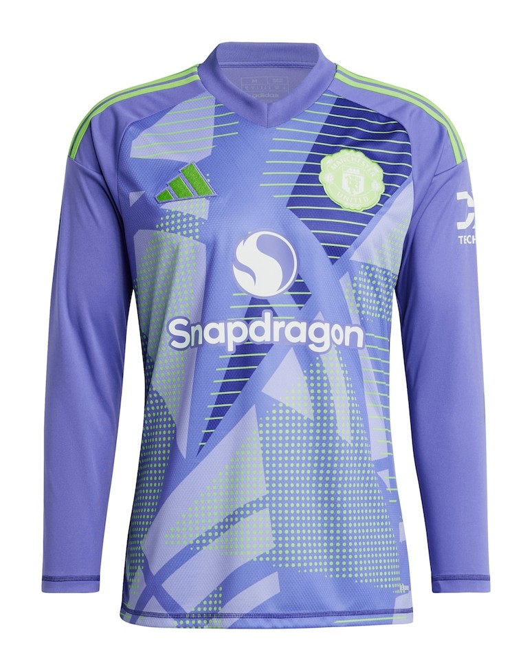 Manchester United 2024-25 GK 1 Kit