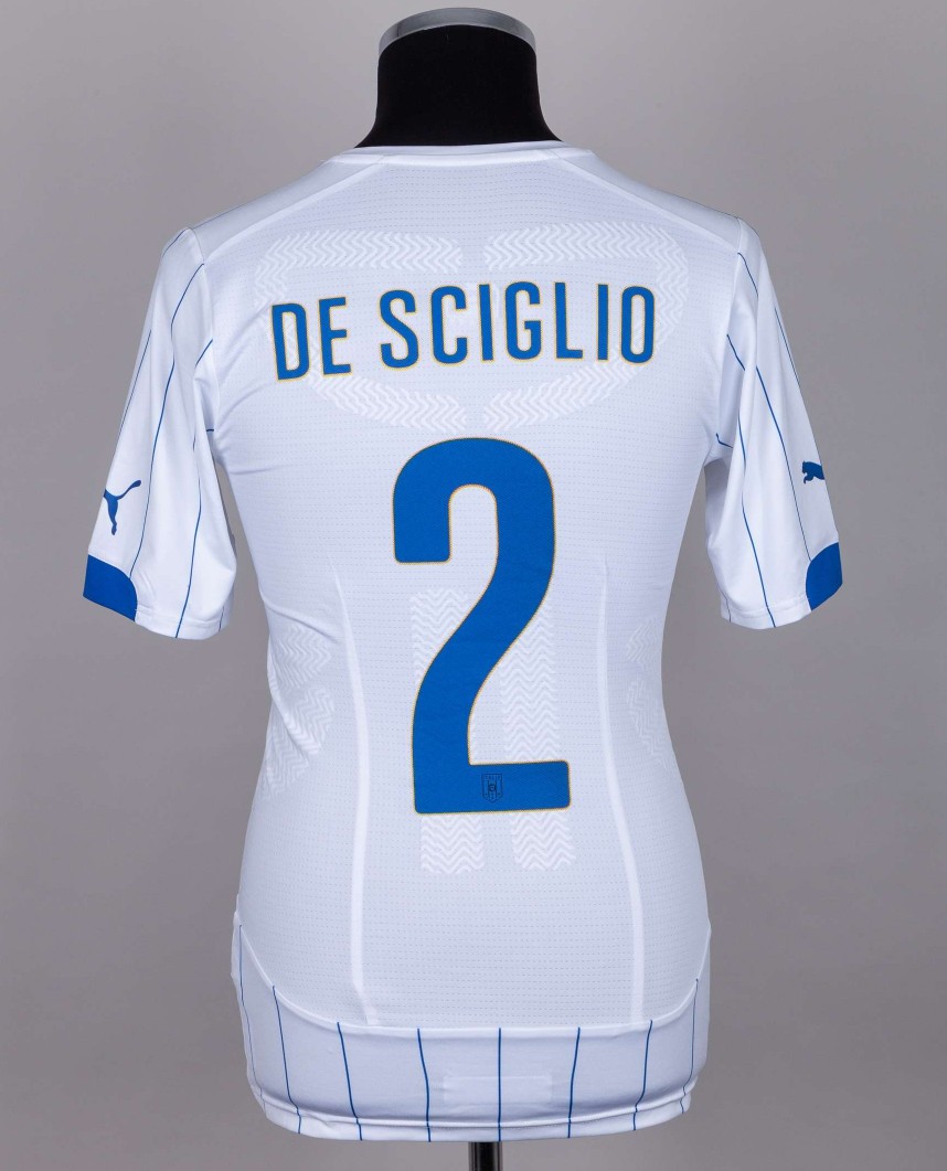 Italy 2014 Away Kit