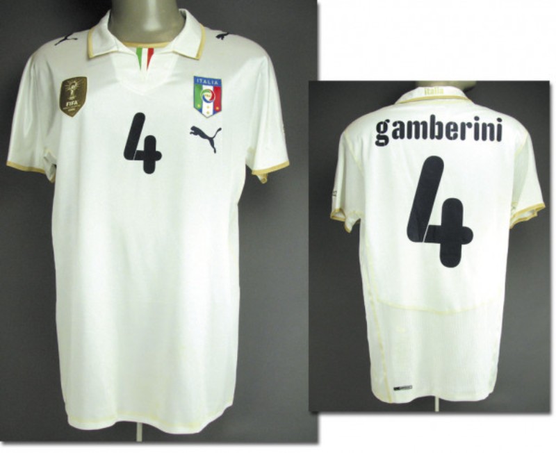 Italy 2009 Away Kit