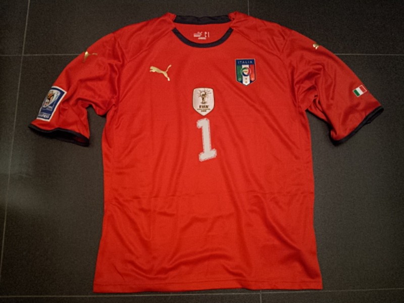 Italy 2007-08 GK 3 Kit