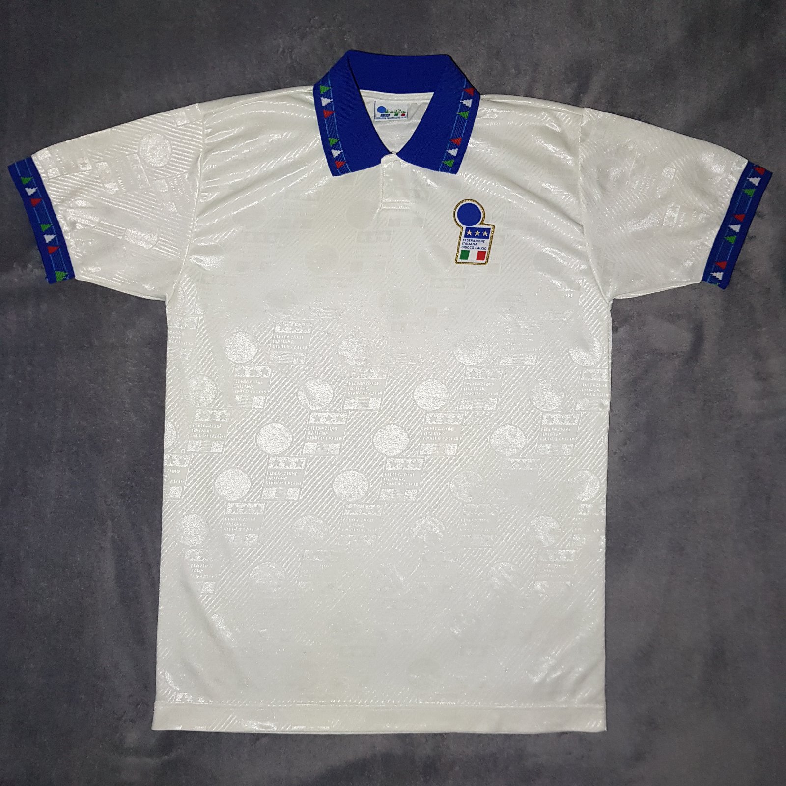Italy 1994 Away Kit