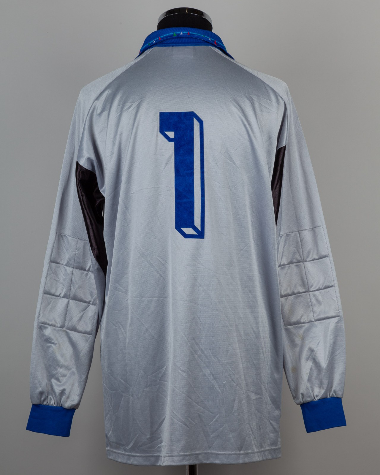 Italy 1992 GK 2 Kit