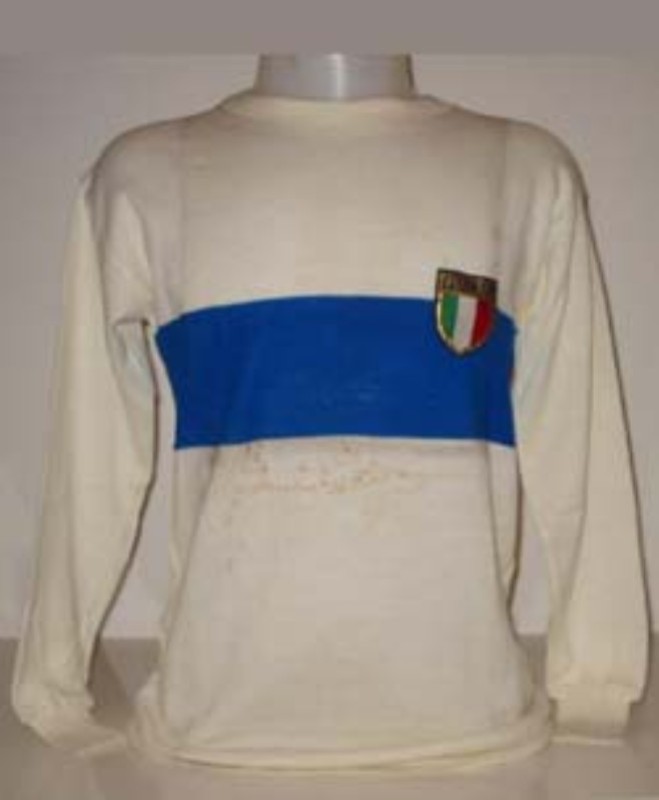 Italy 1970 Away Kit