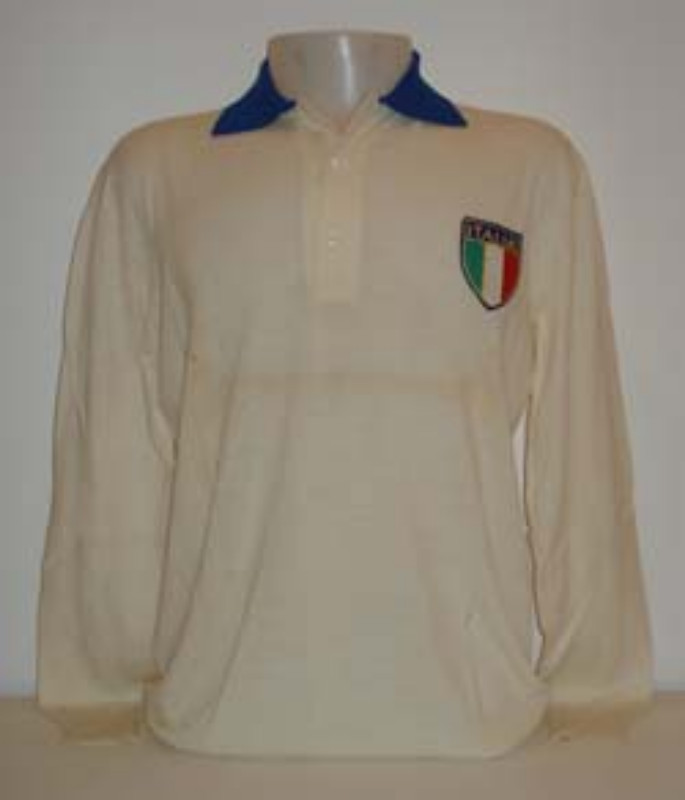 Italy 1962 Away Kit