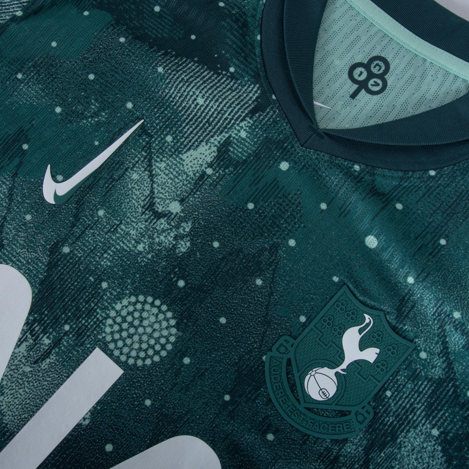 Tottenham Hotspur 2024-25 Third Kit