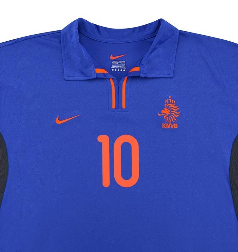 Netherlands 2000 Away Kit