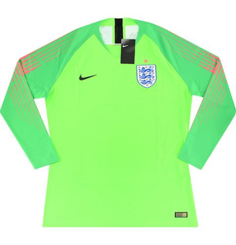 England 2018 GK 2 Kit