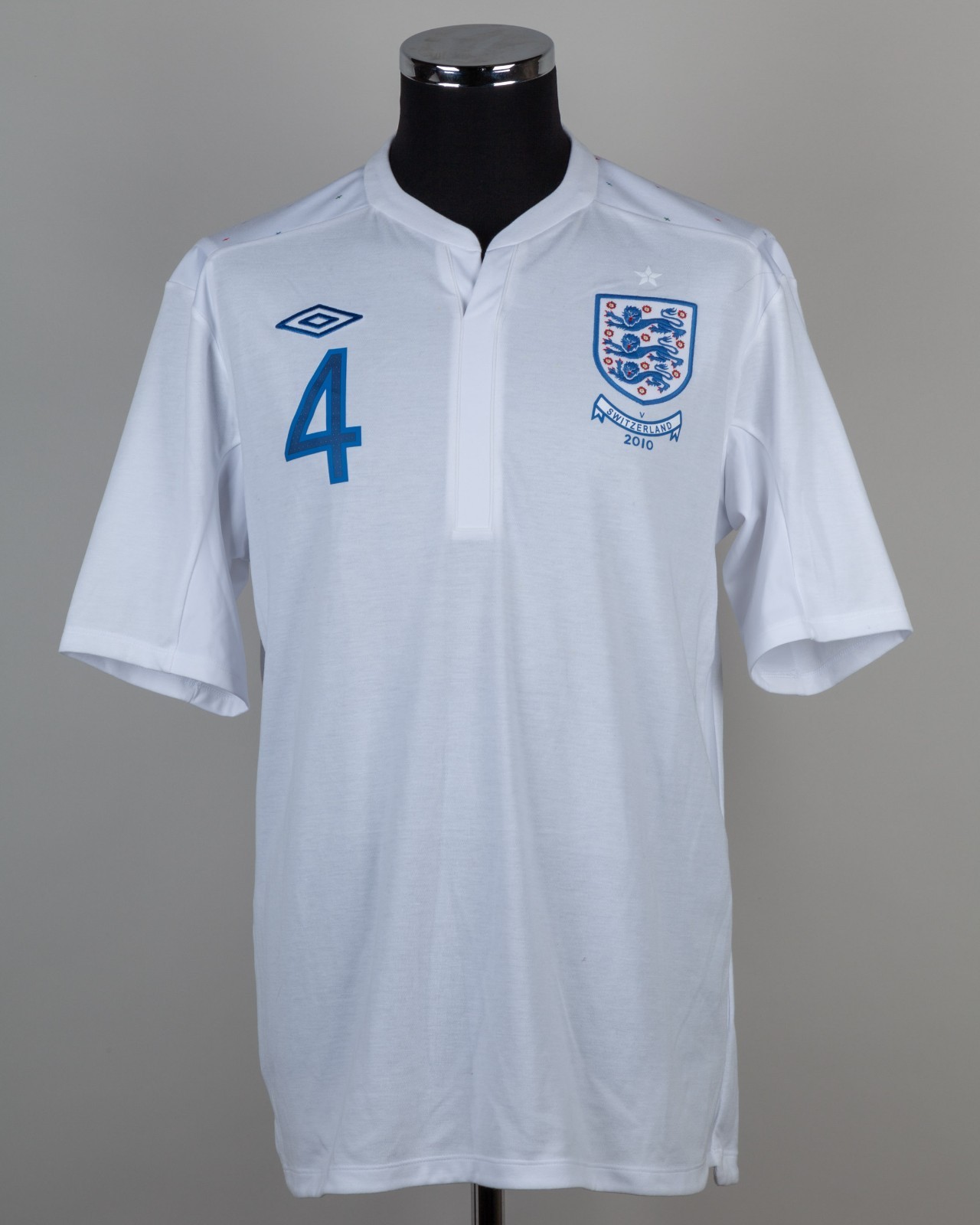 England 2010-11 Home Kit