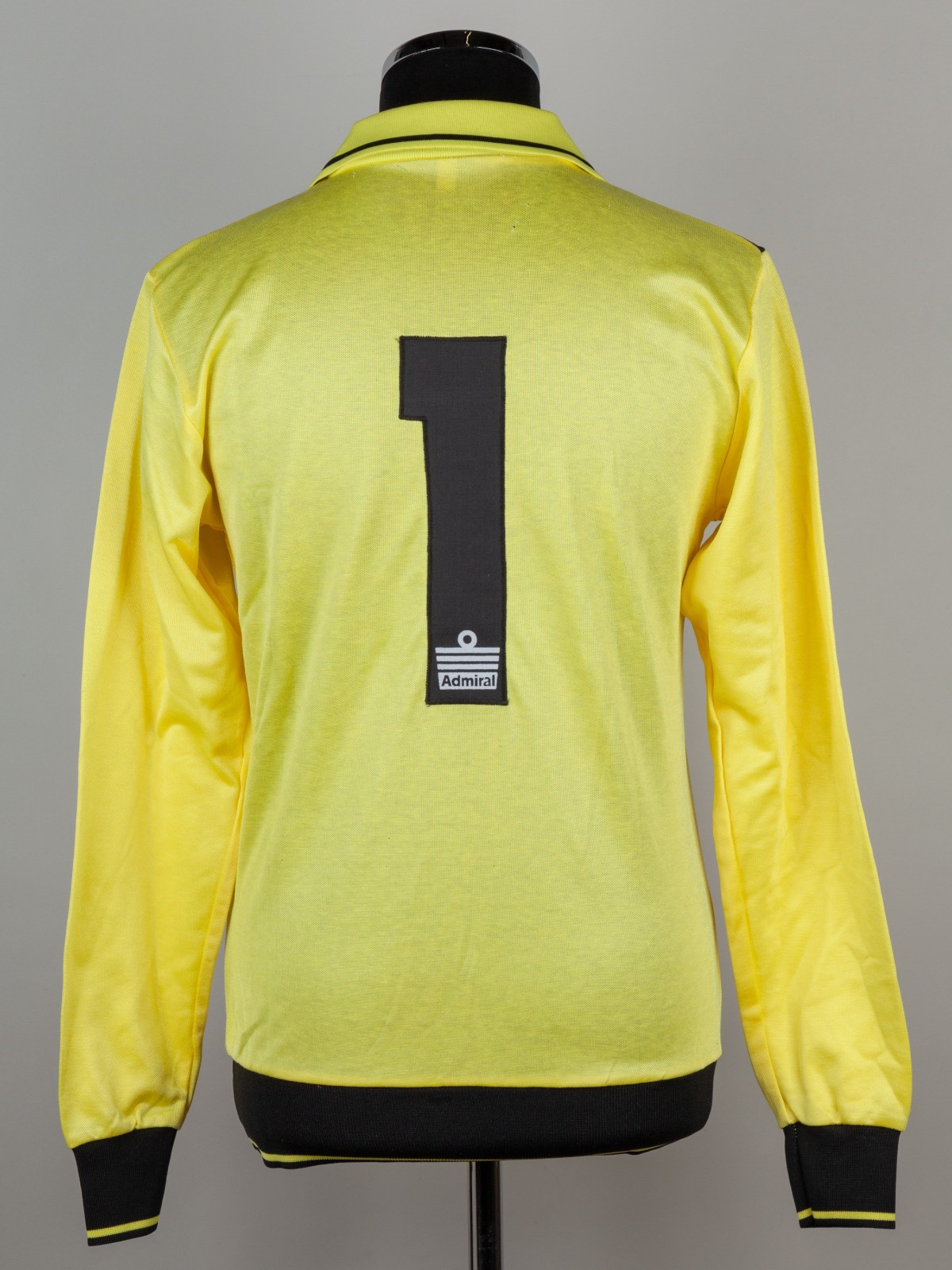 England 1982 GK Kit
