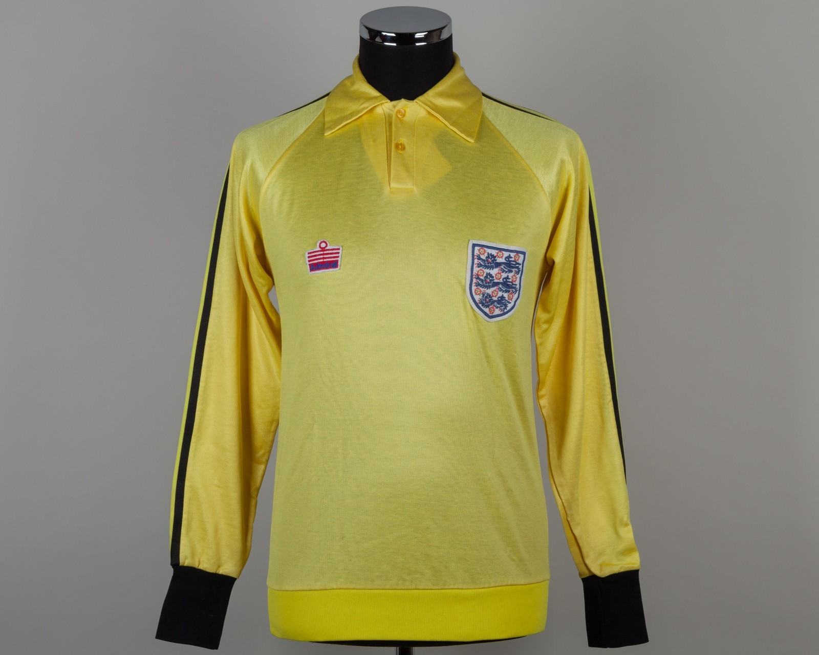 England 1980 GK 1 Kit