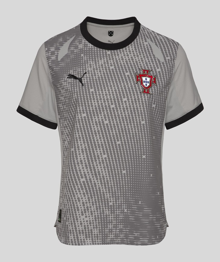 Portugal 2025 GK 2 Kit