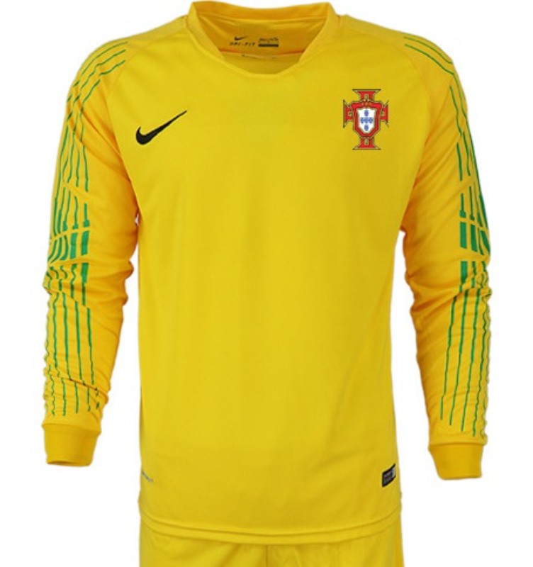 Portugal 2018 GK Away Kit