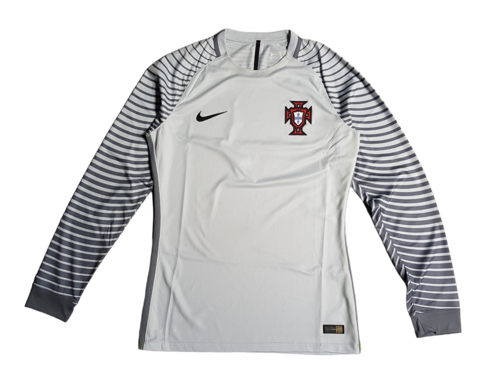 Portugal 2016 GK 2 Kit